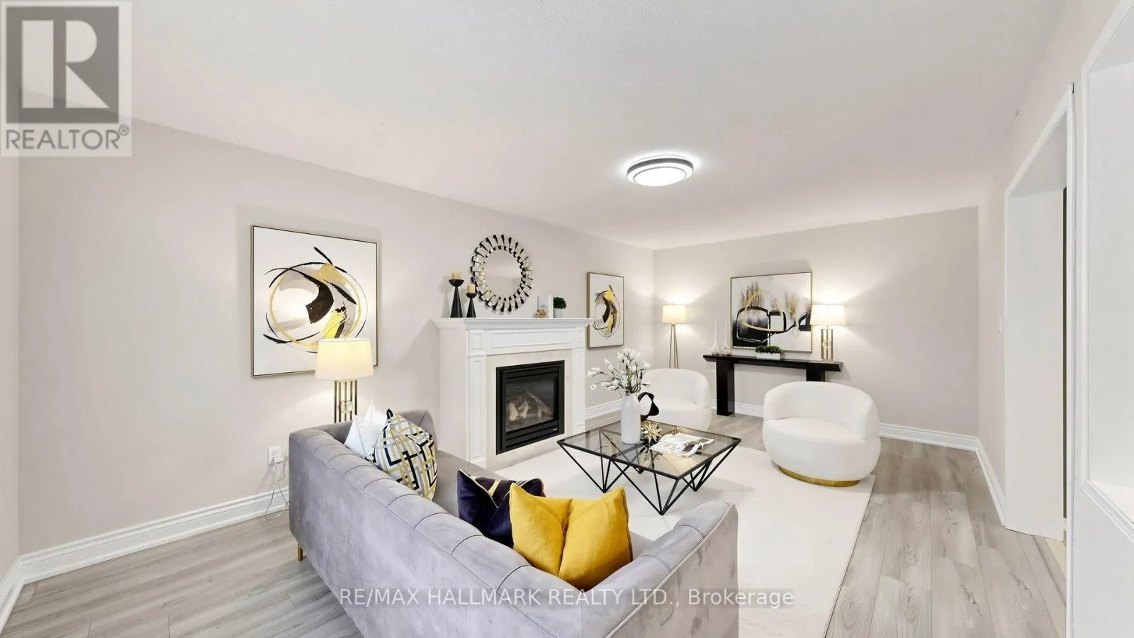2279 HACKETT PLACE