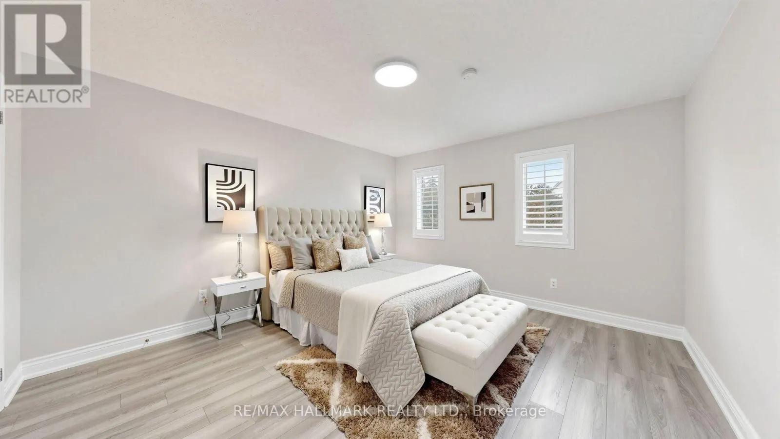 2279 HACKETT PLACE
