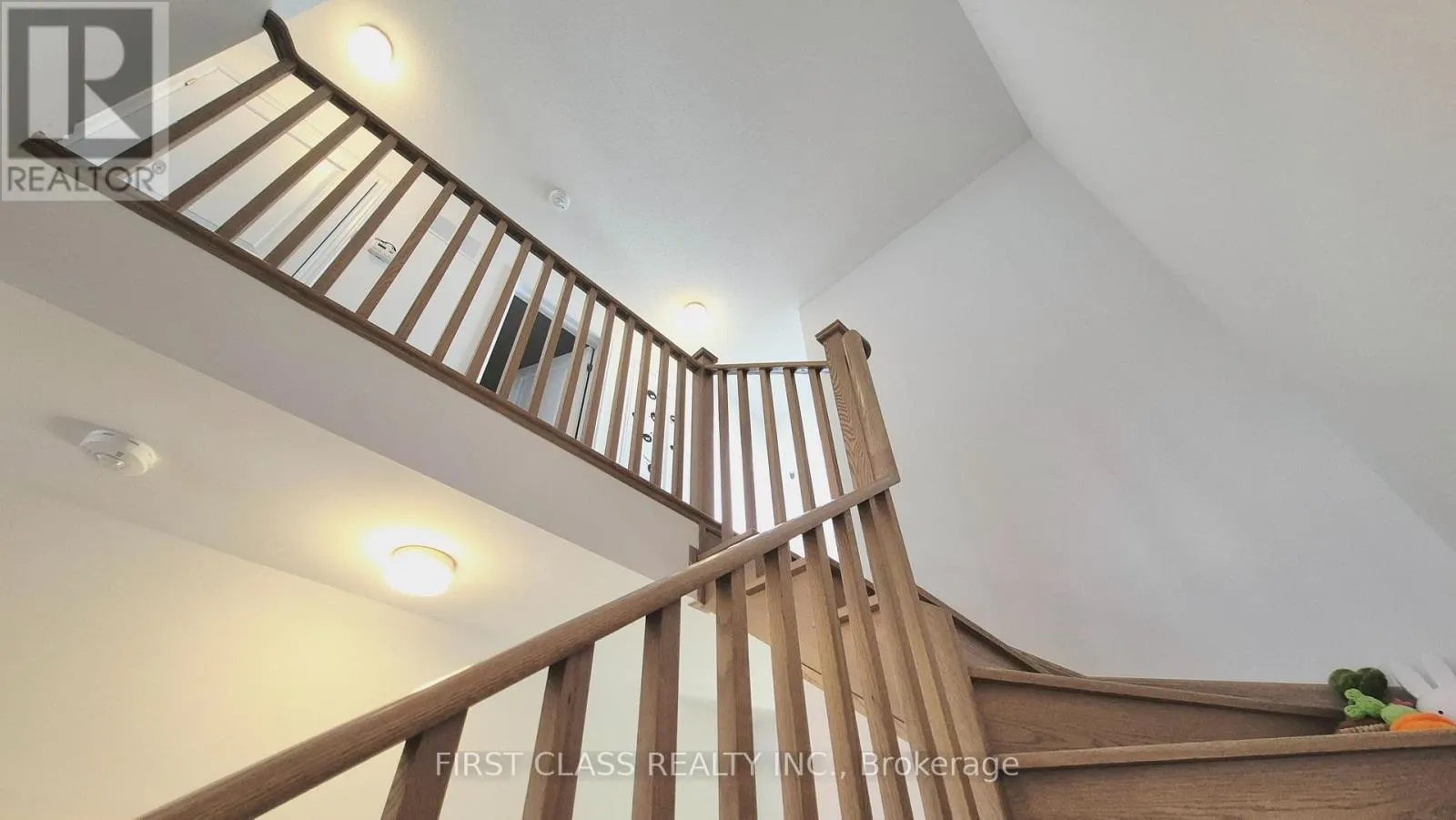 52 SORBARA WAY