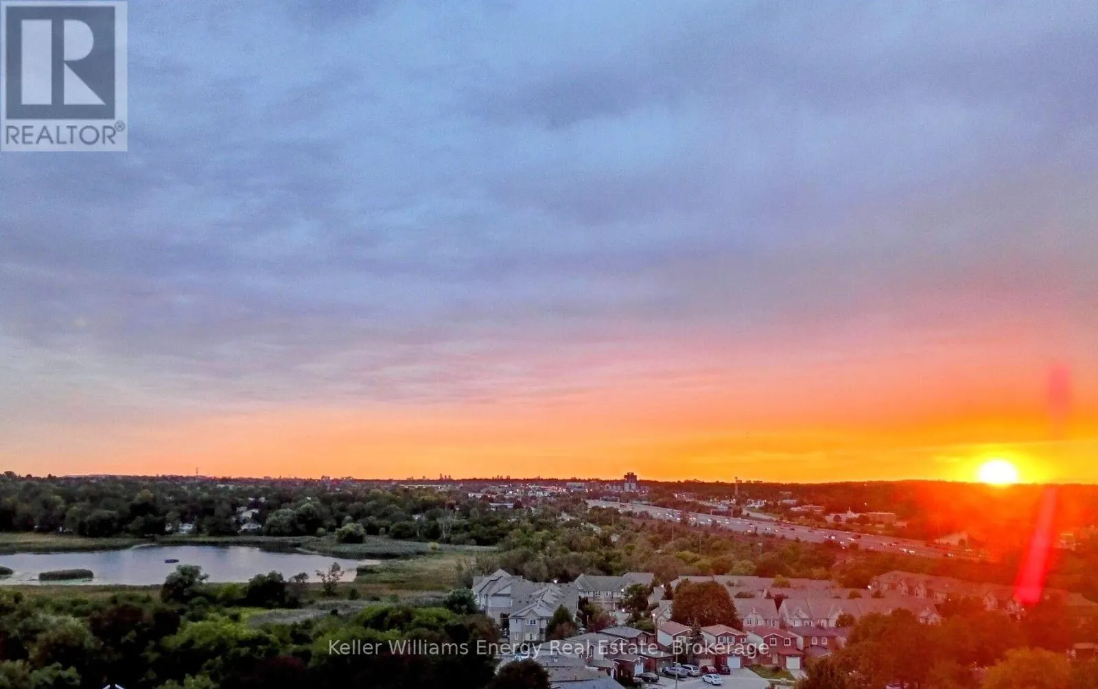 1209 - 1210 RADOM STREET #1209