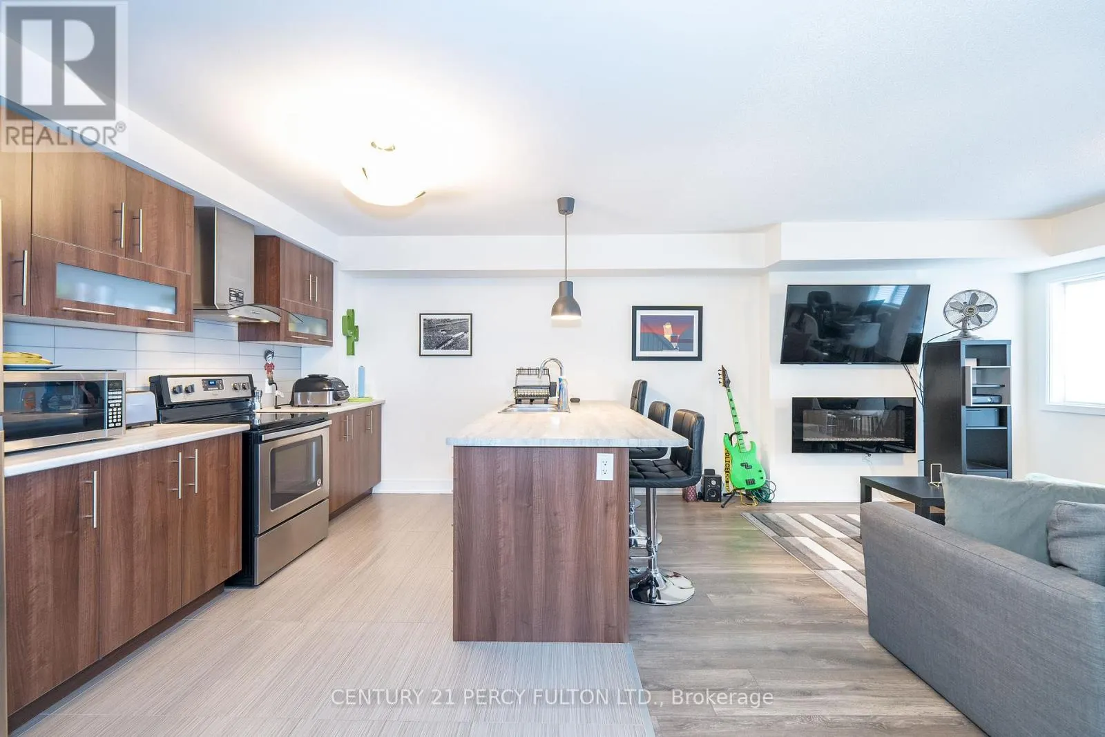 26 PALLOCK HILL WAY
