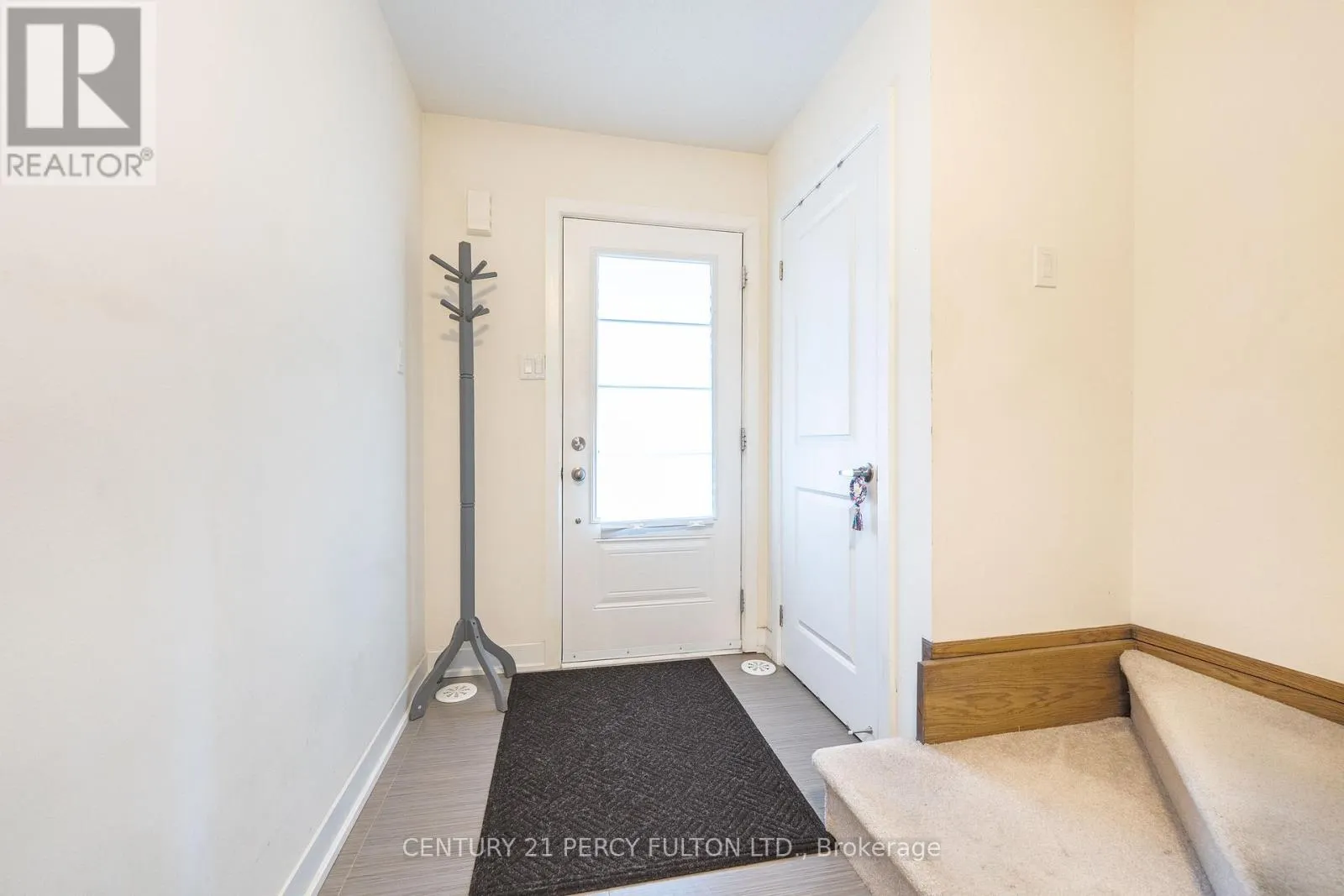 26 PALLOCK HILL WAY