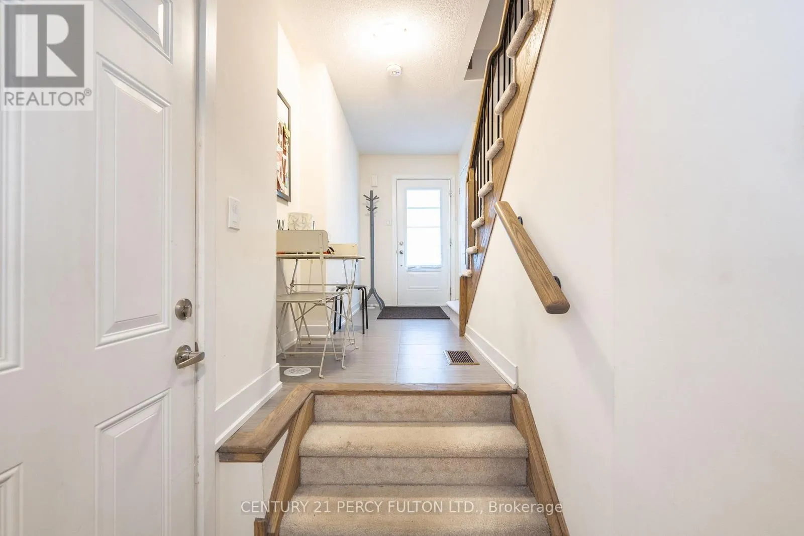 26 PALLOCK HILL WAY