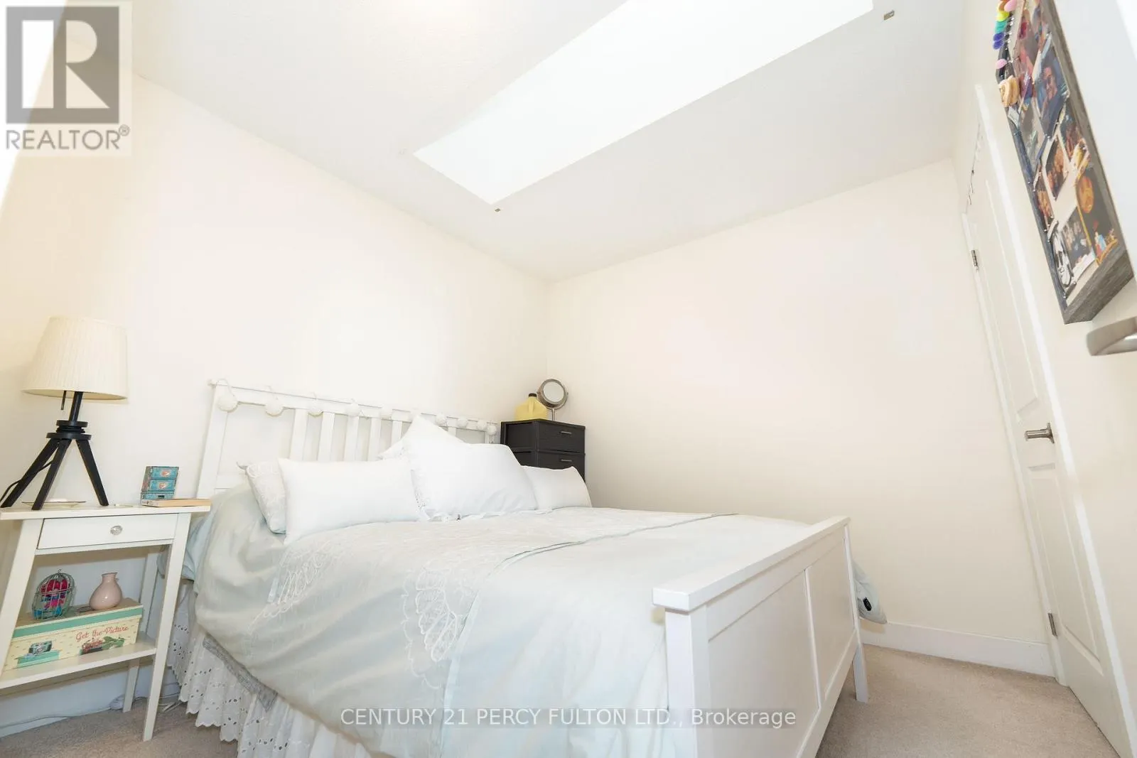 26 PALLOCK HILL WAY