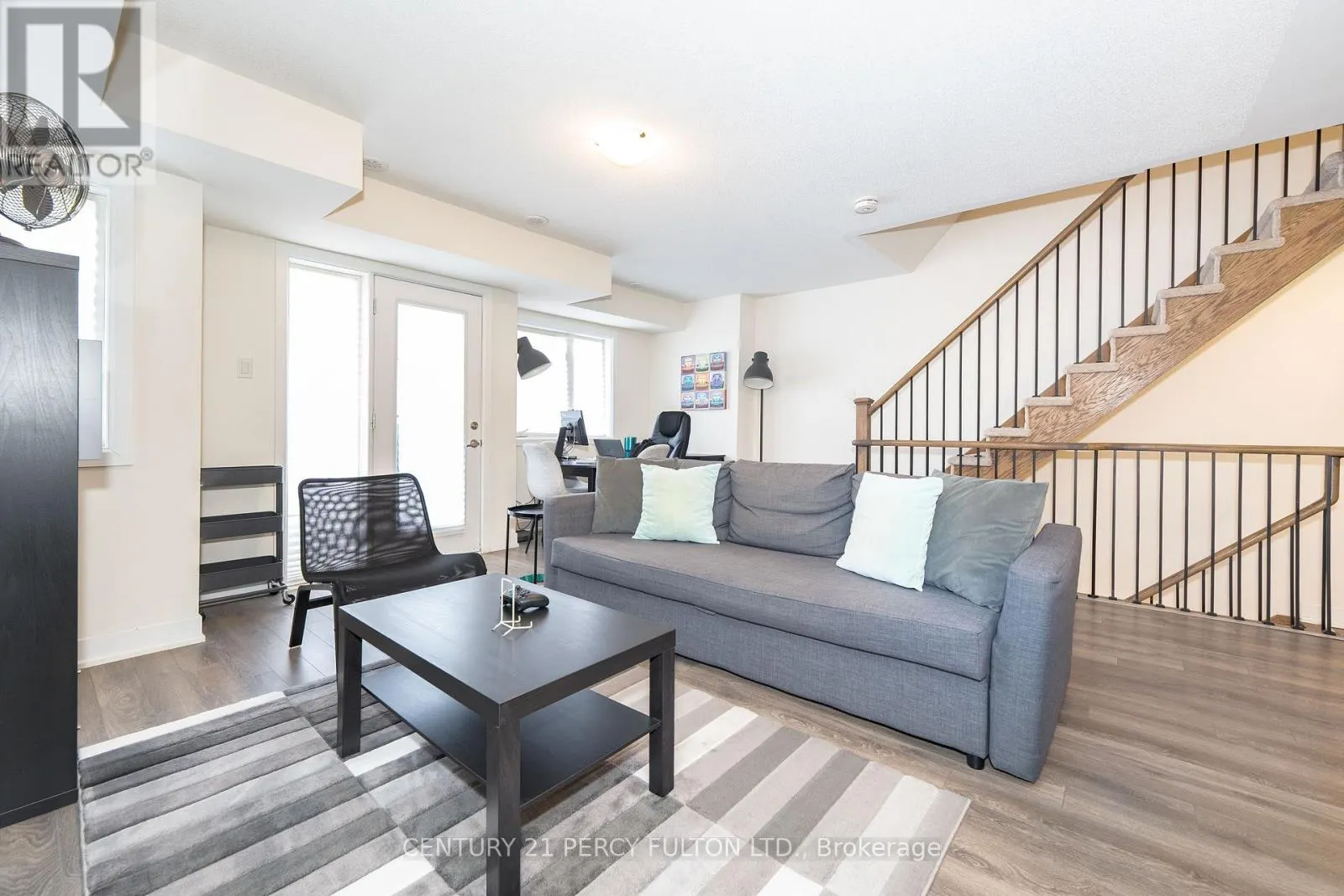 26 PALLOCK HILL WAY