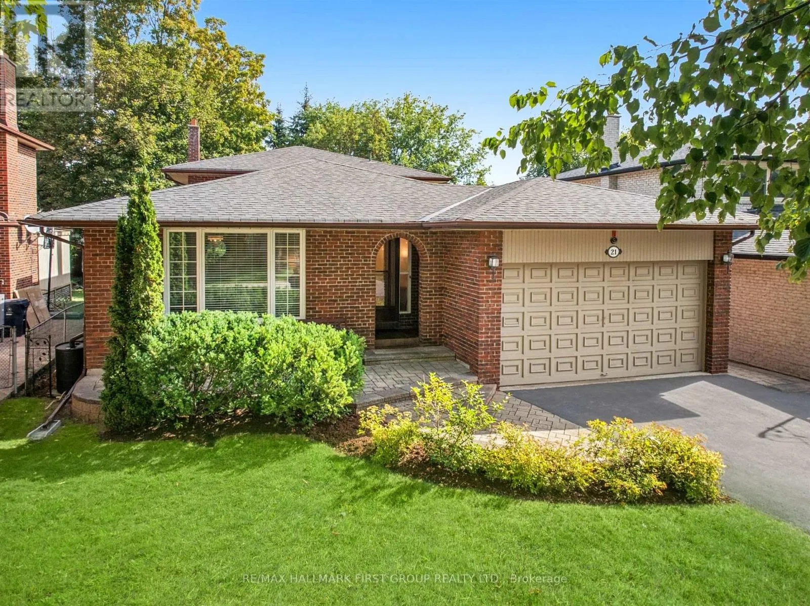 21 IVAN ROAD