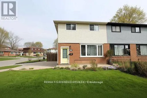 376 DWIGHT AVENUE