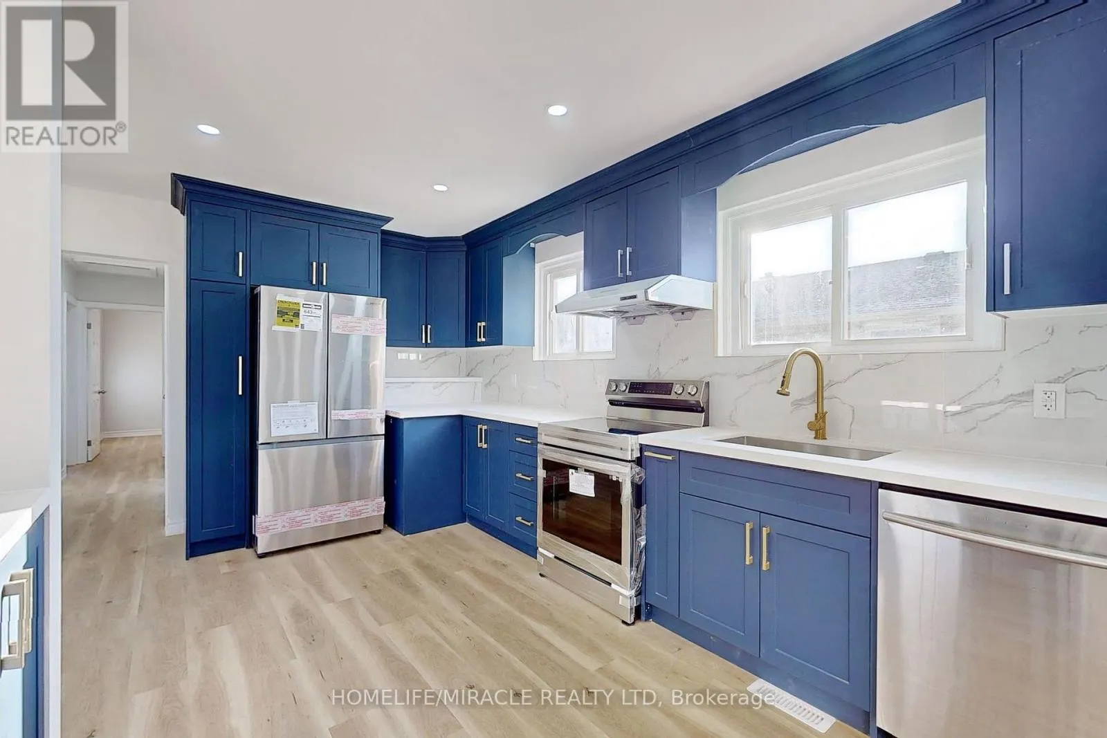 MAIN FLOOR - 253 WILSON ROAD N