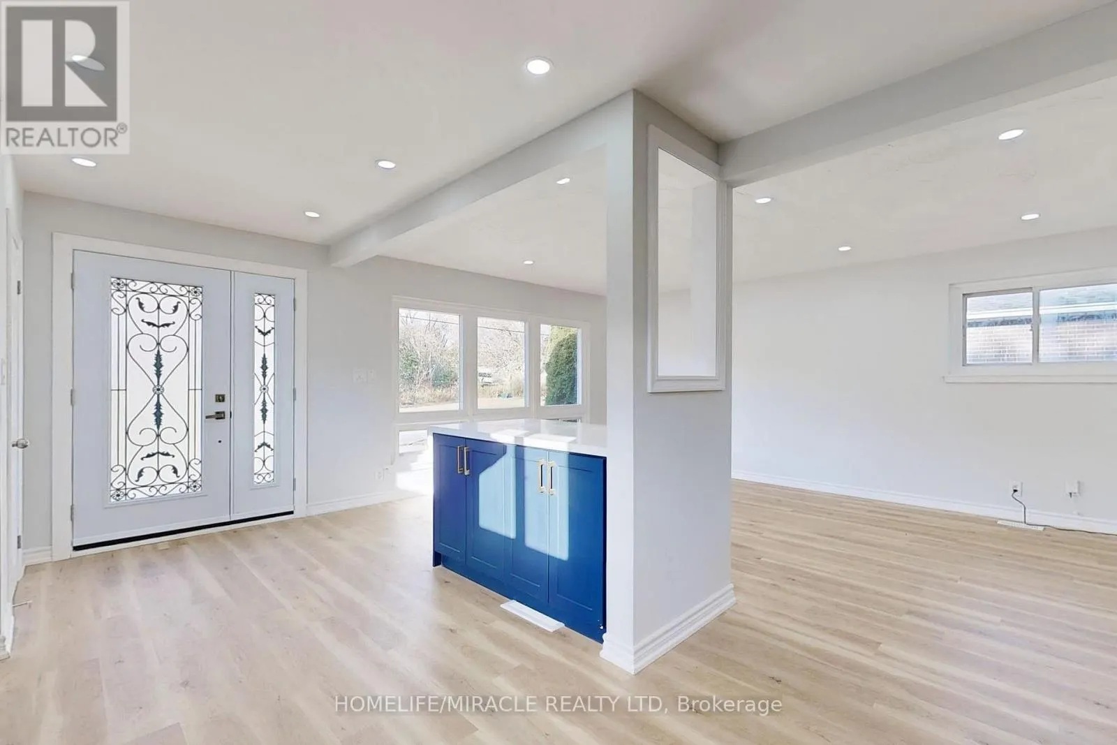 MAIN FLOOR - 253 WILSON ROAD N