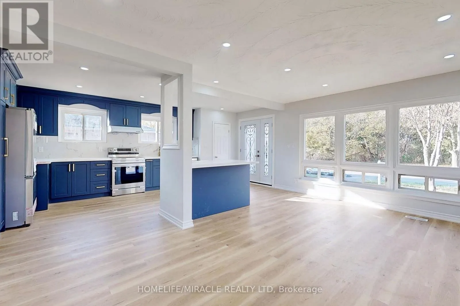 MAIN FLOOR - 253 WILSON ROAD N