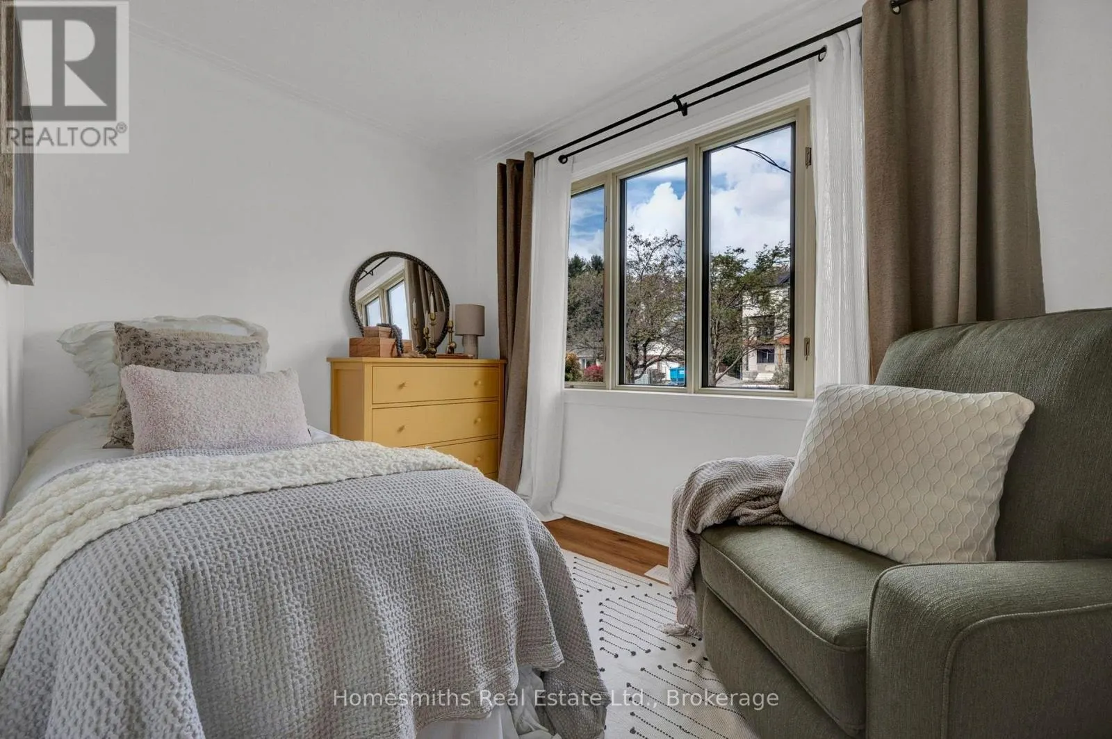 1 EDSALL AVENUE