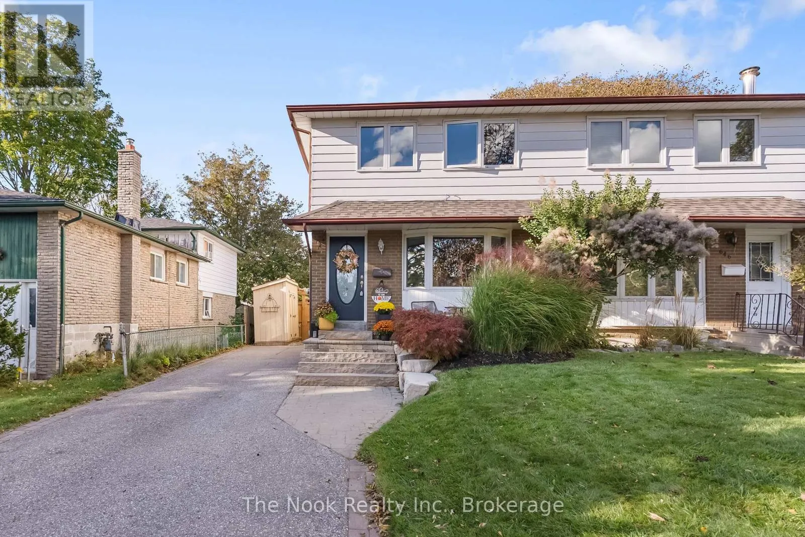648 BERWICK CRESCENT