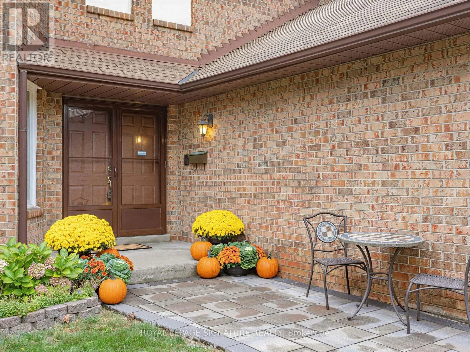 30 INVERMARGE DRIVE