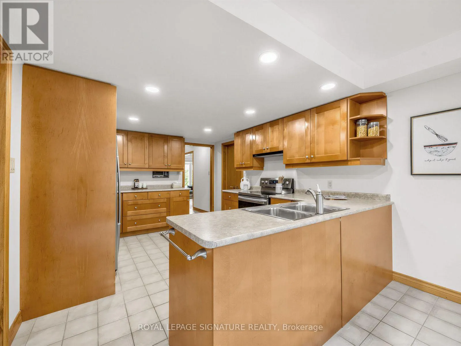 30 INVERMARGE DRIVE