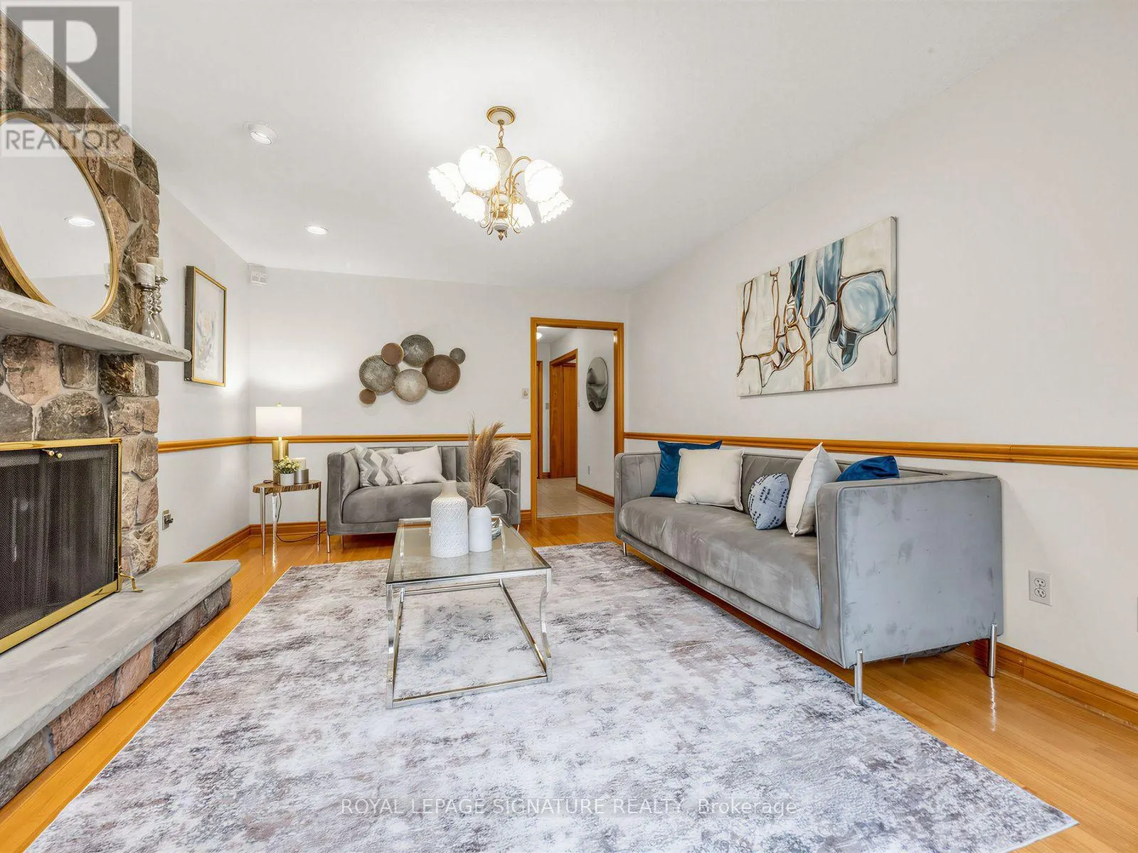 30 INVERMARGE DRIVE