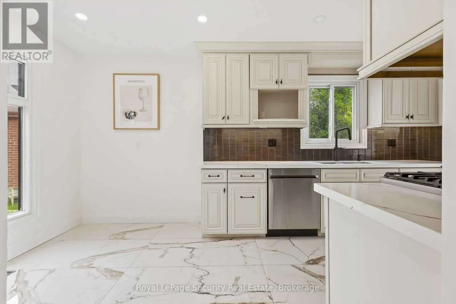 1177 TANZER COURT