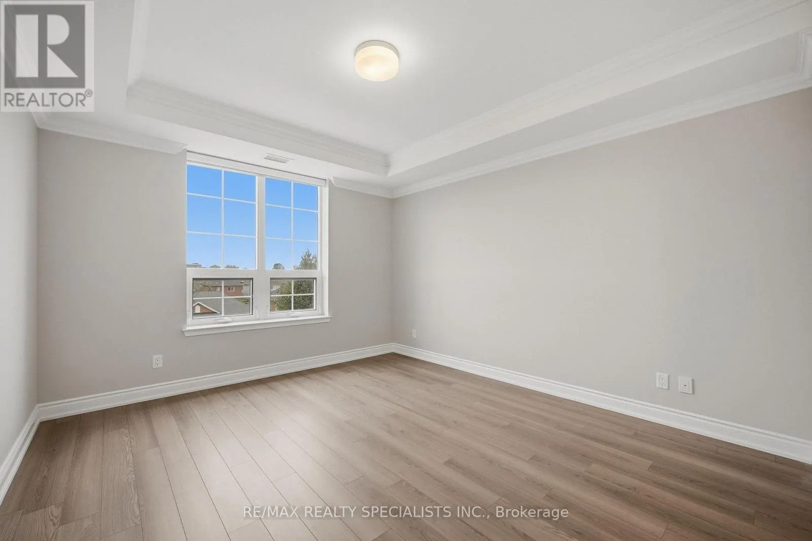 304 - 21 BROOKHOUSE DRIVE