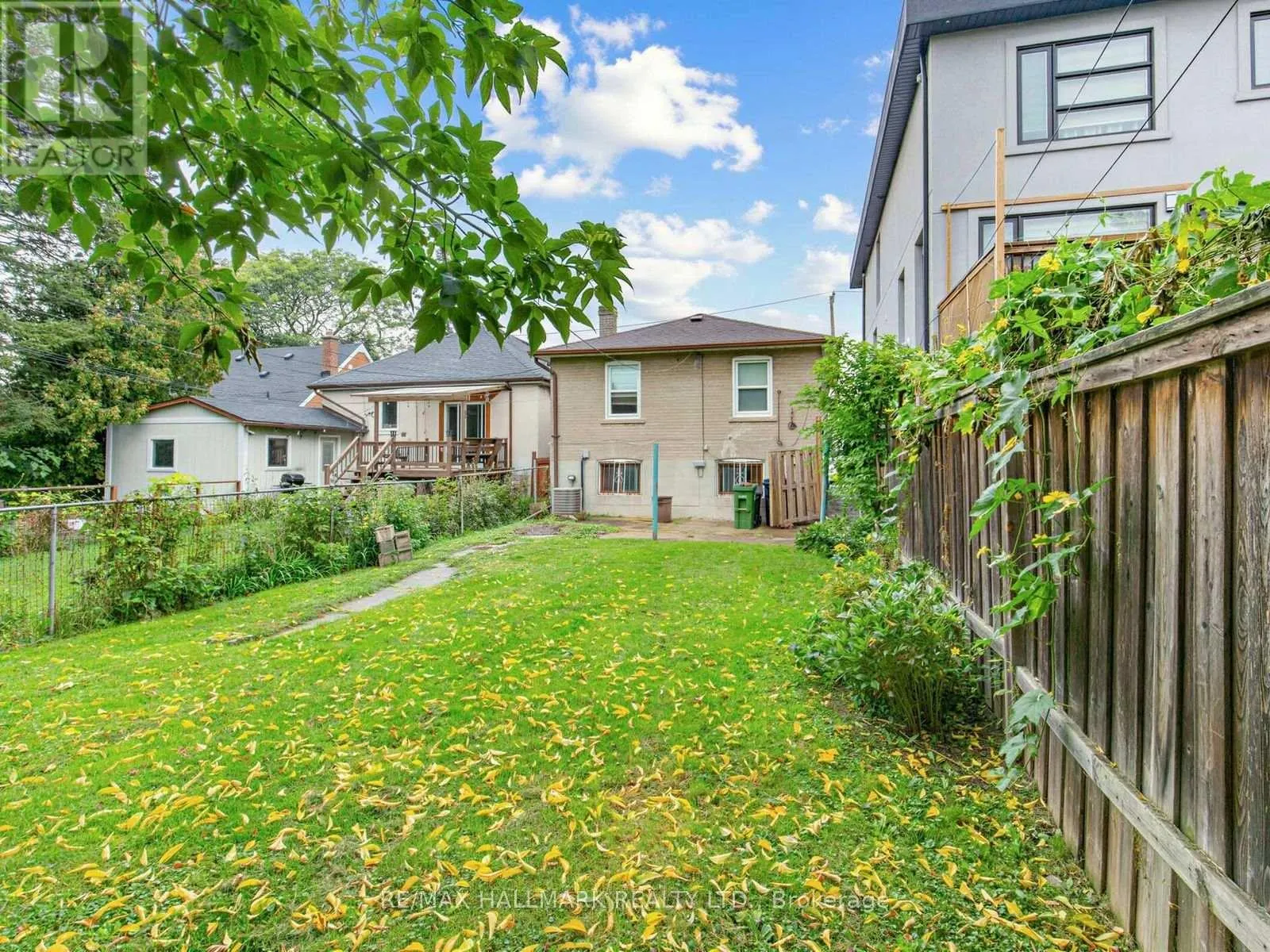 65 HOLMSTEAD AVENUE