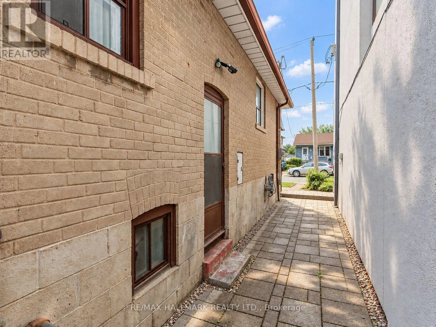 65 HOLMSTEAD AVENUE