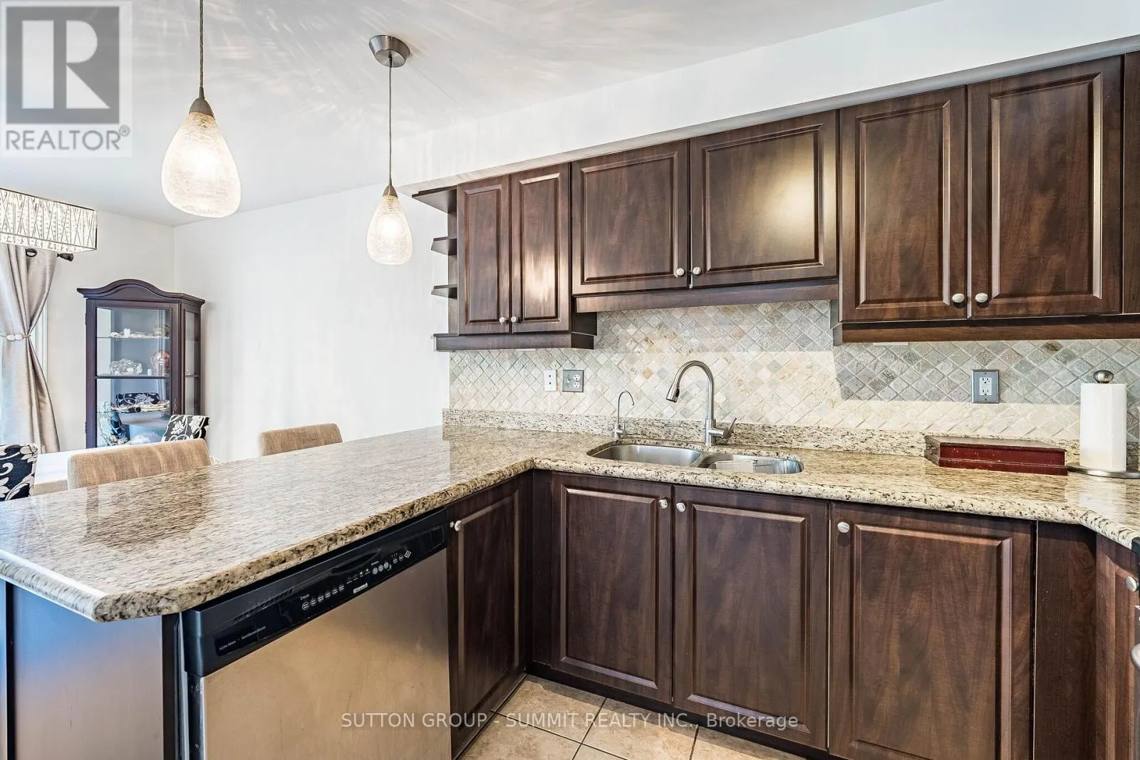 139 OCEANPEARL CRESCENT
