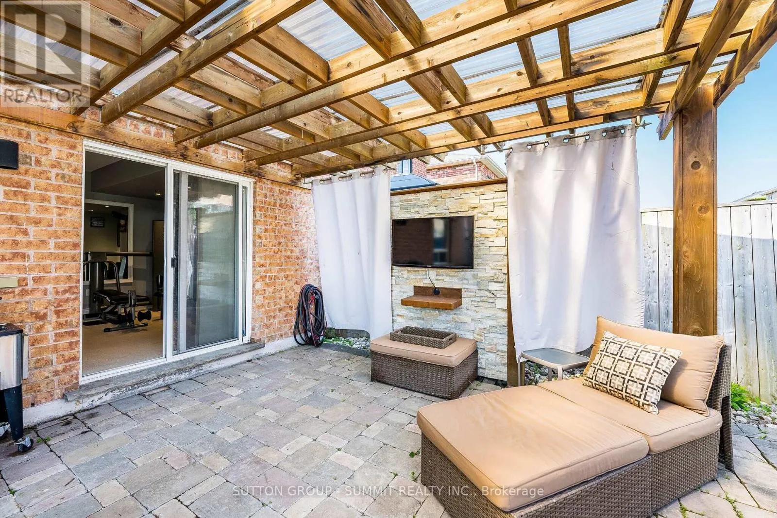 139 OCEANPEARL CRESCENT