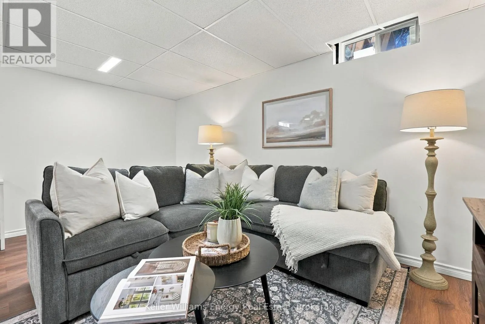 6 OVERBANK DRIVE