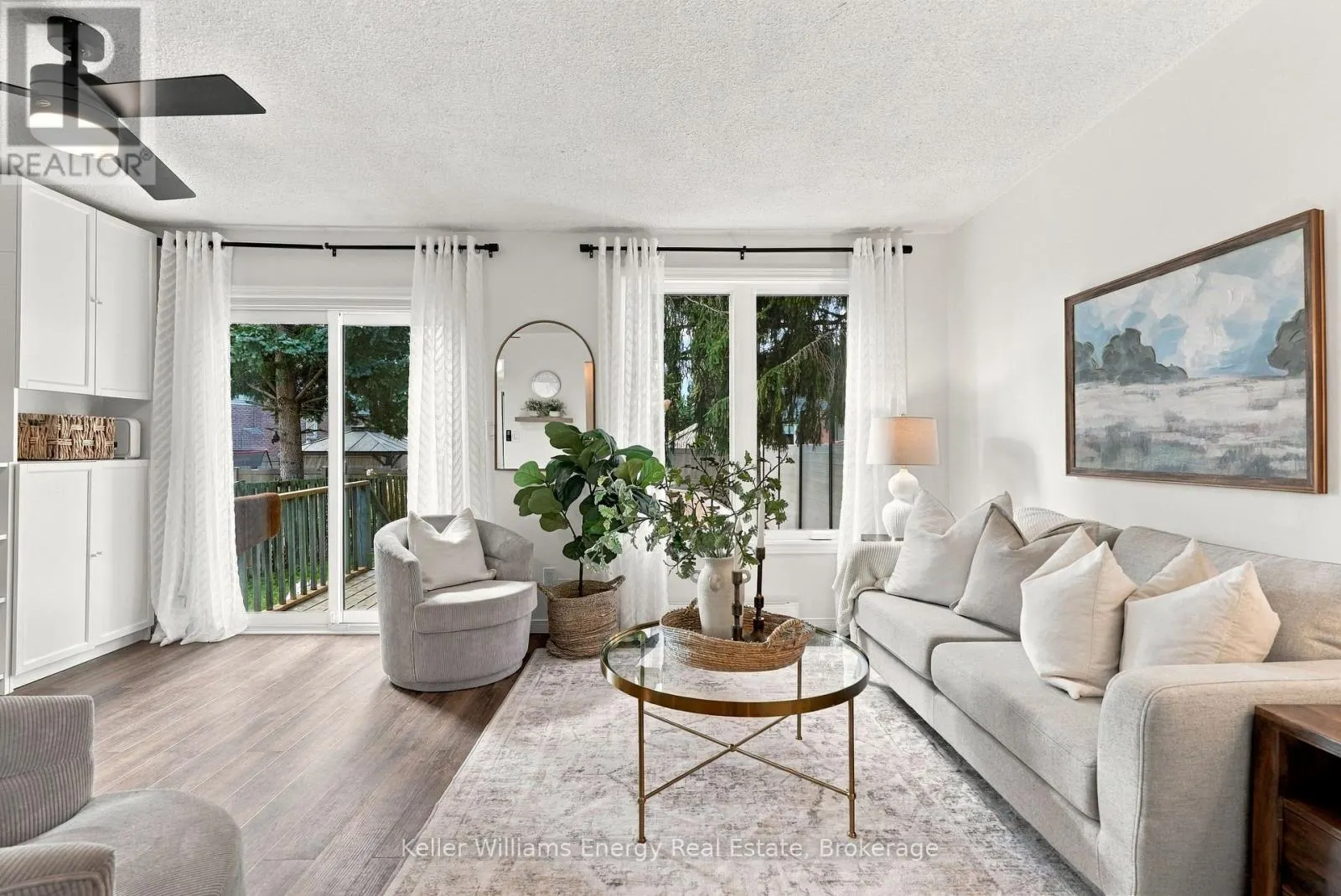 6 OVERBANK DRIVE