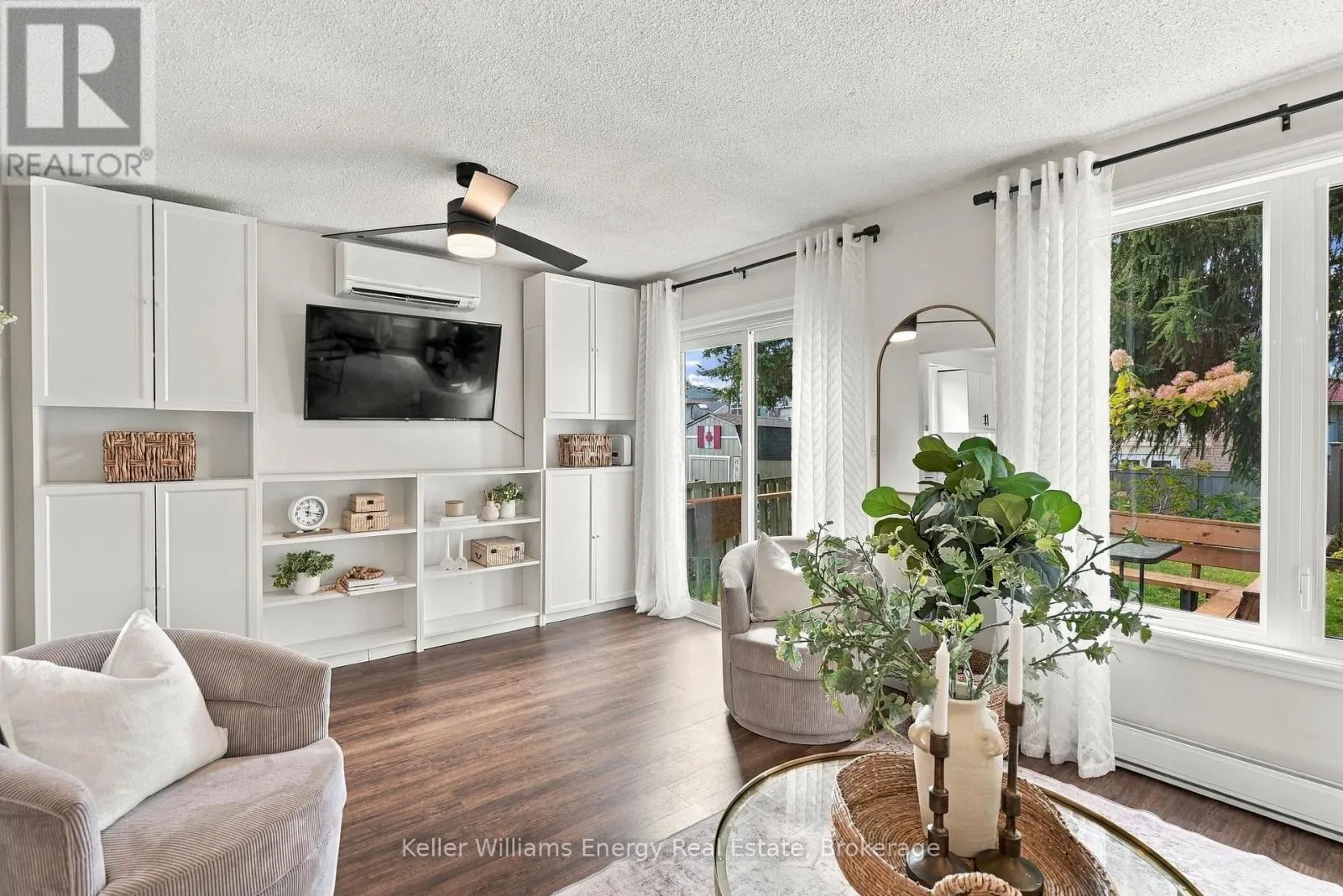 6 OVERBANK DRIVE