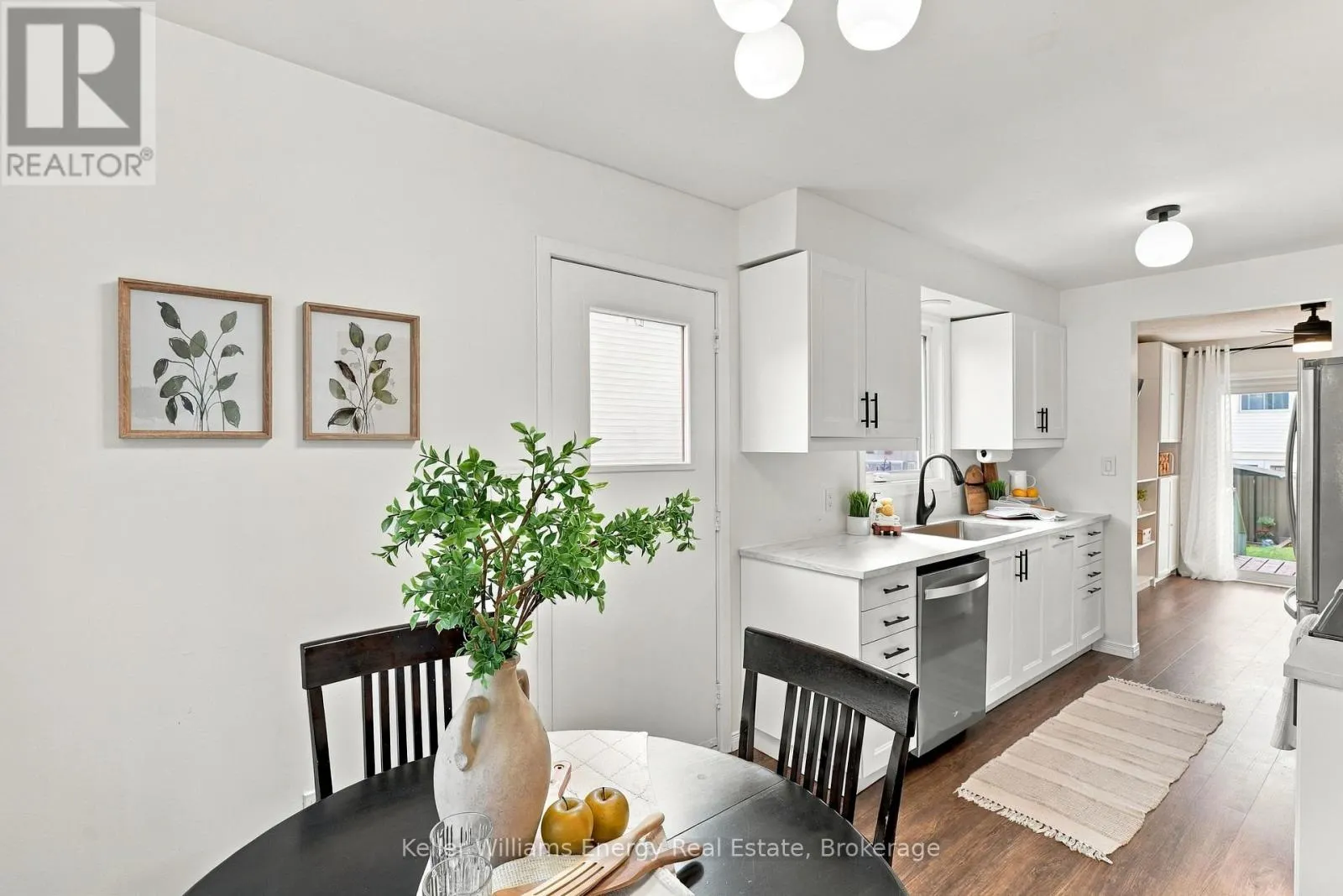 6 OVERBANK DRIVE