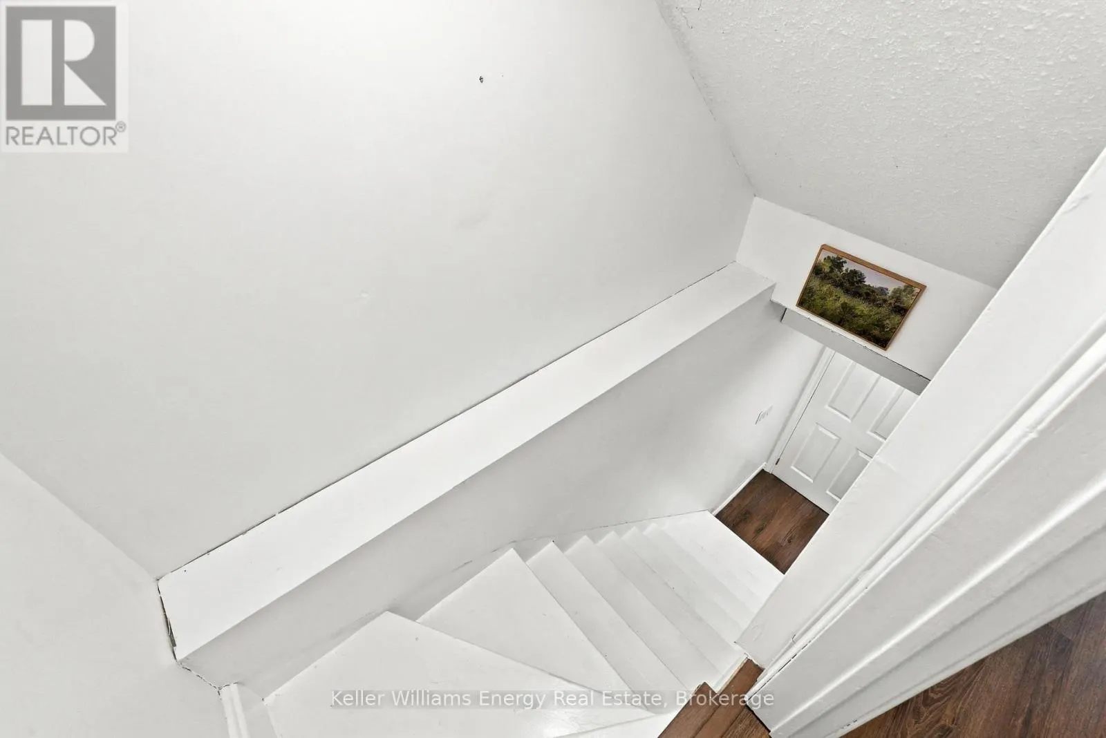 6 OVERBANK DRIVE