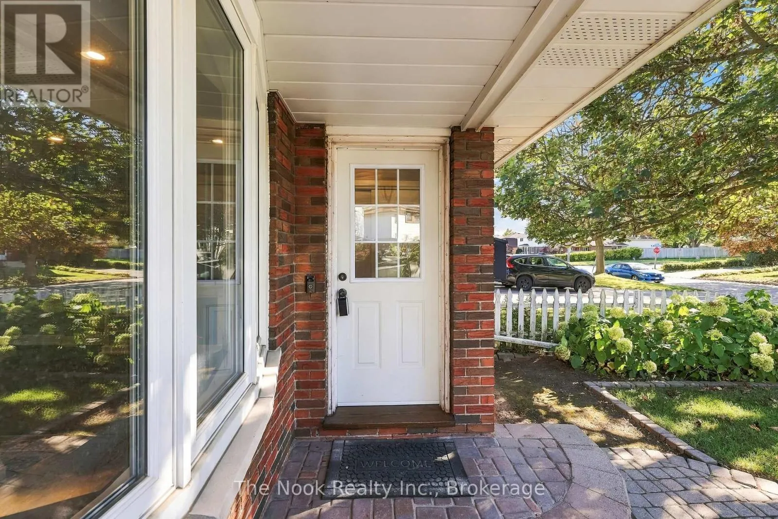 293 BRIGHTON COURT