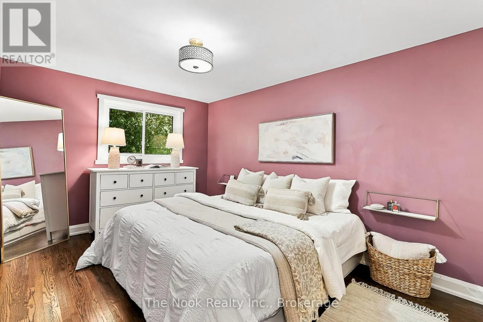 293 BRIGHTON COURT