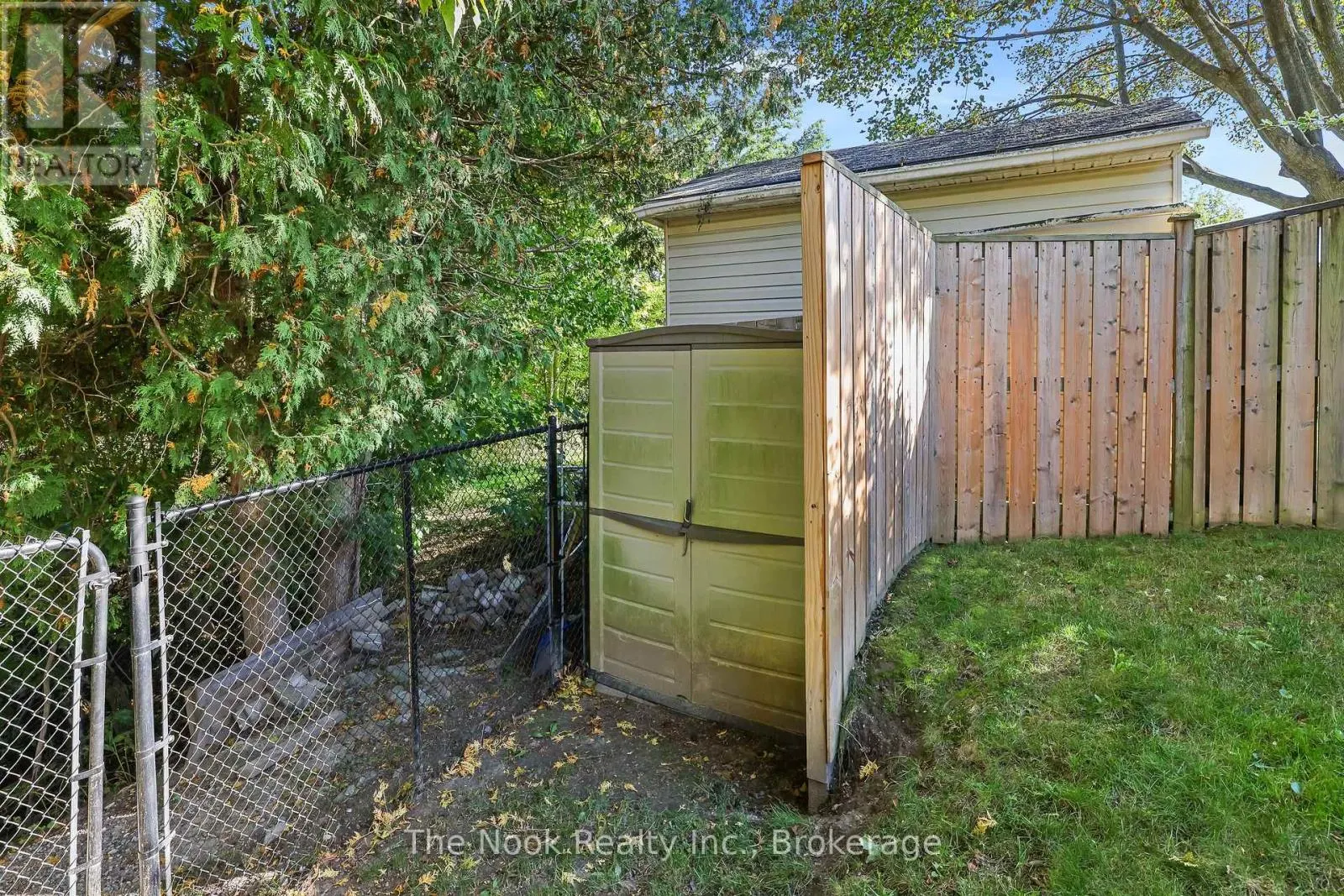 293 BRIGHTON COURT
