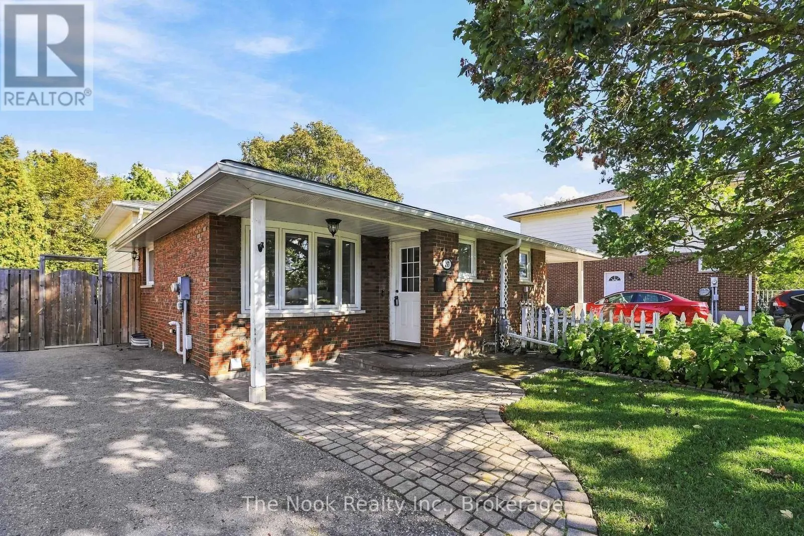 293 BRIGHTON COURT
