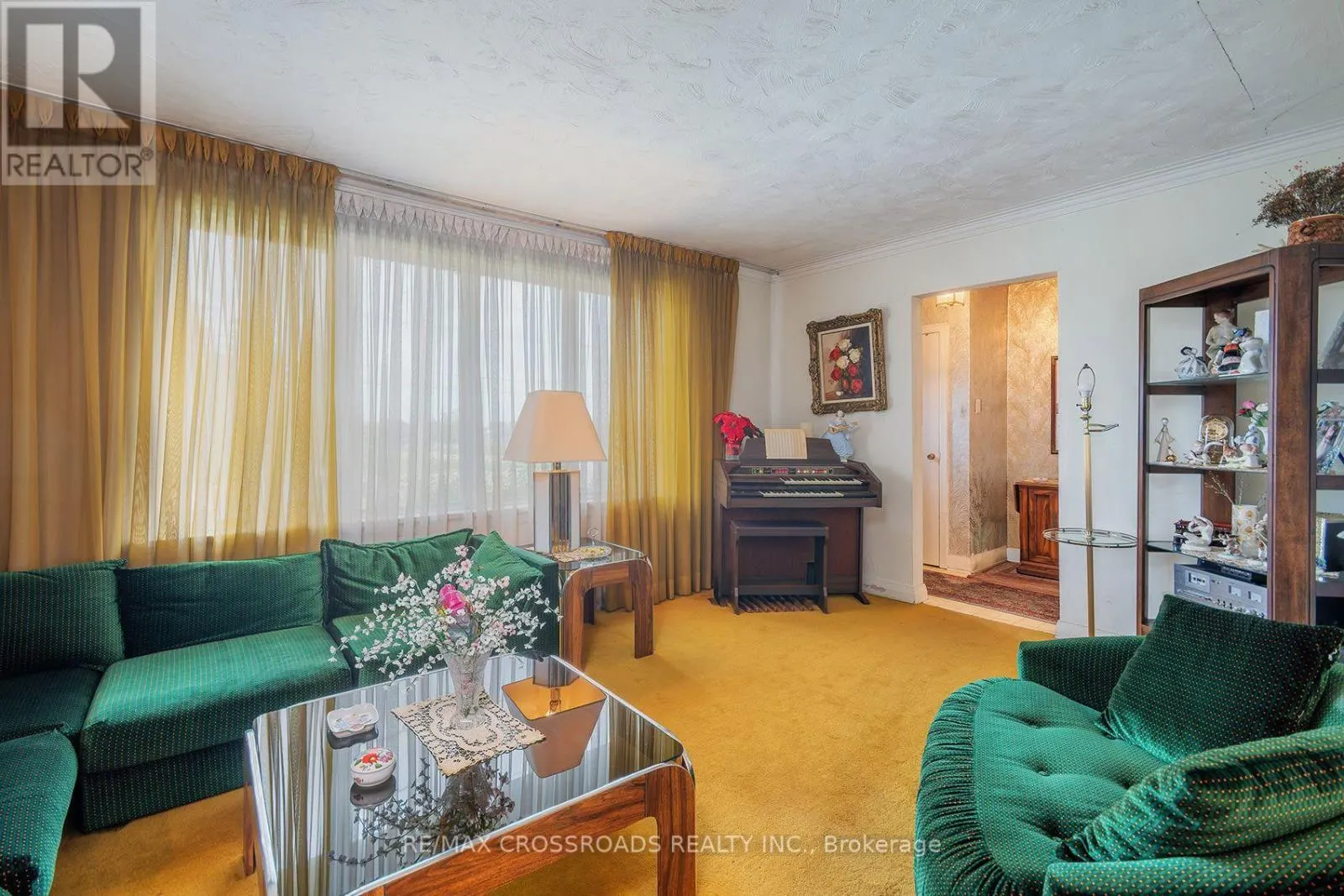 1028 KENNEDY ROAD