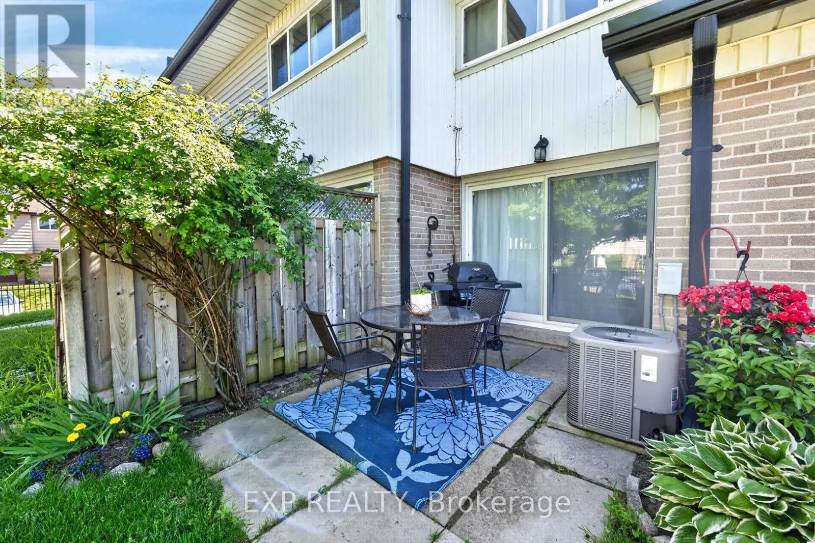 36 - 925 BAYLY STREET