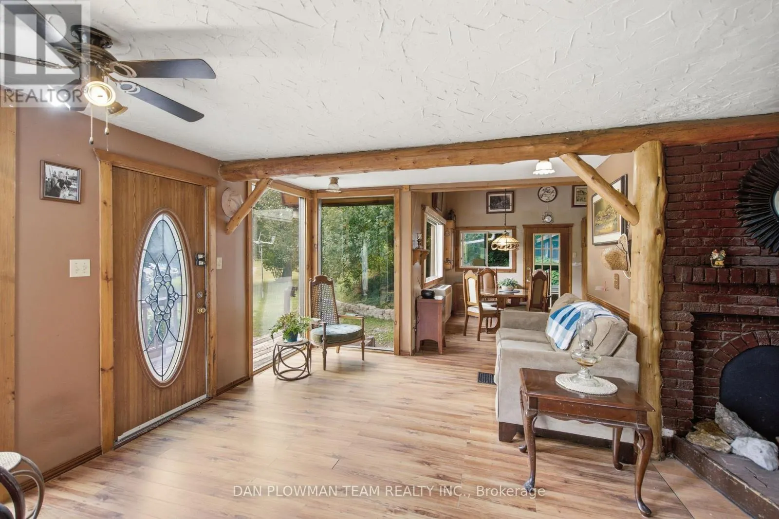 6458 GIBBS ROAD