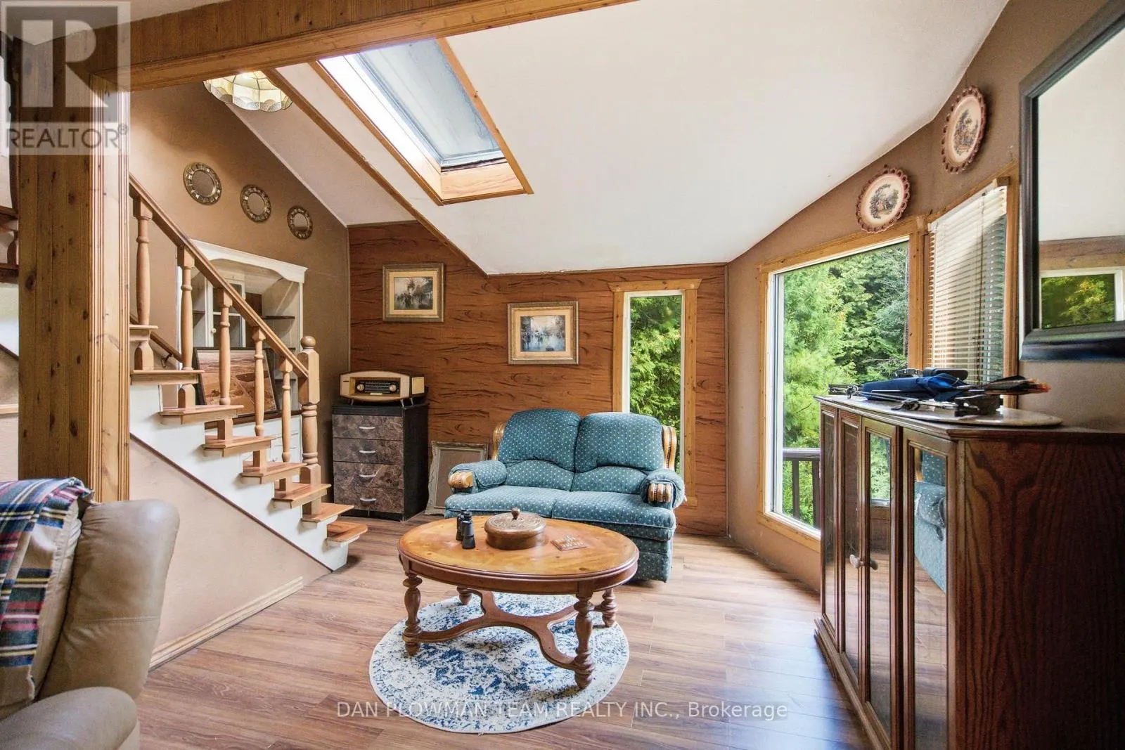 6458 GIBBS ROAD