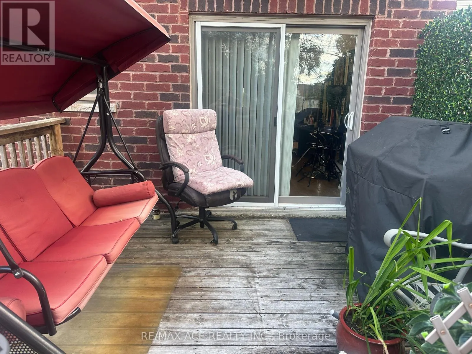 48A LEYTON AVENUE
