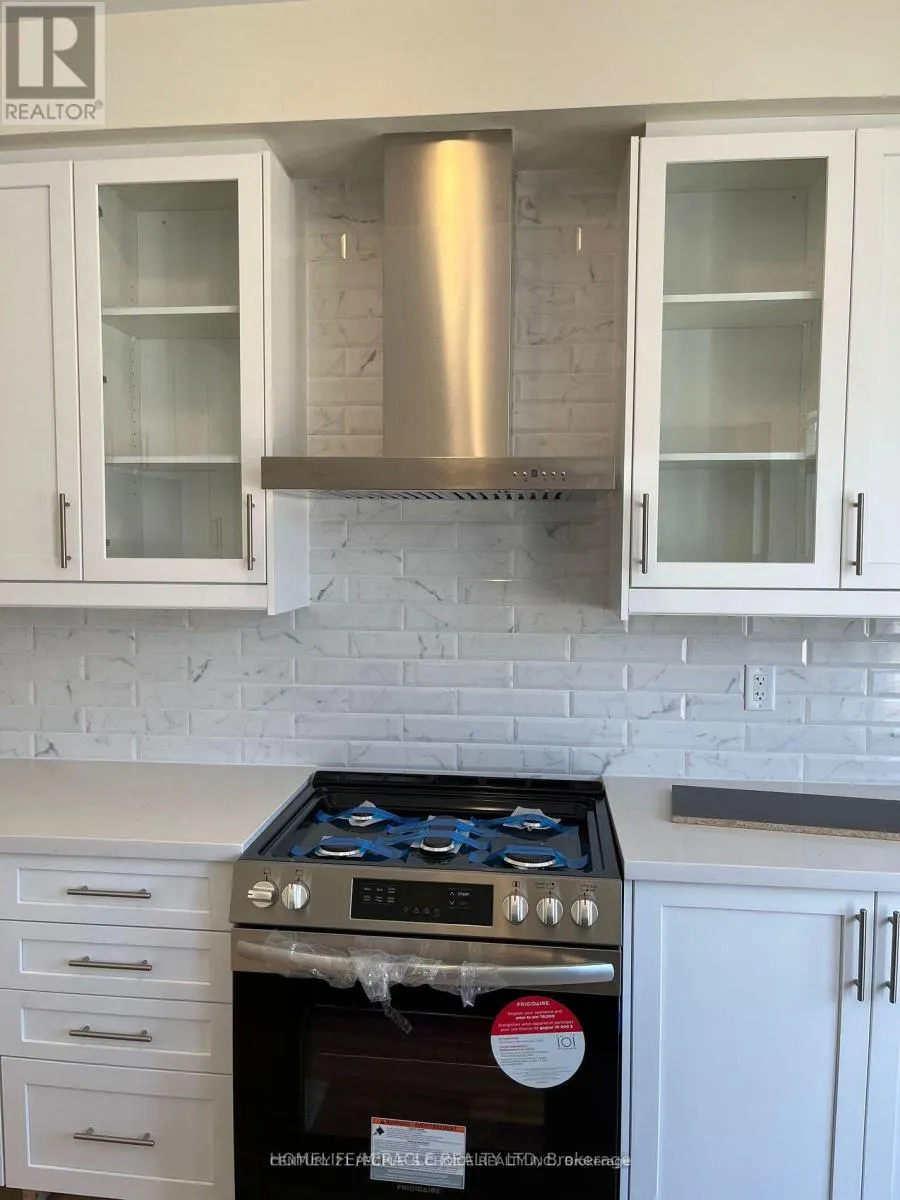 2144 COPPERMINE STREET