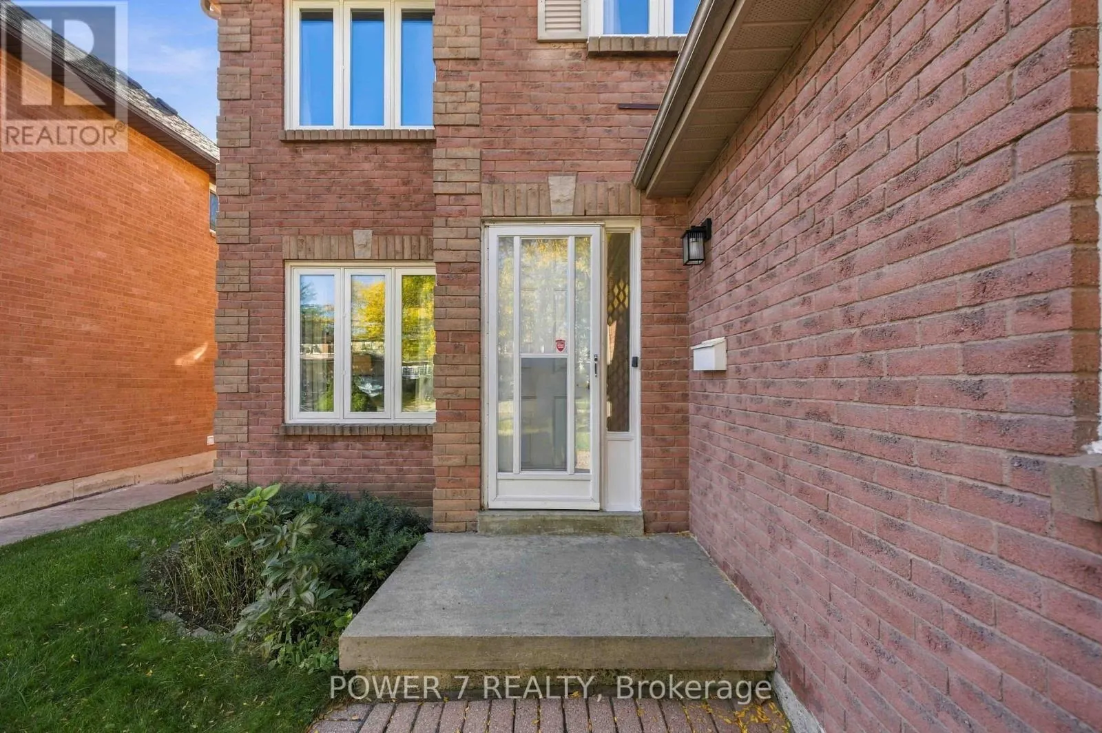 98 SULLIVAN DRIVE