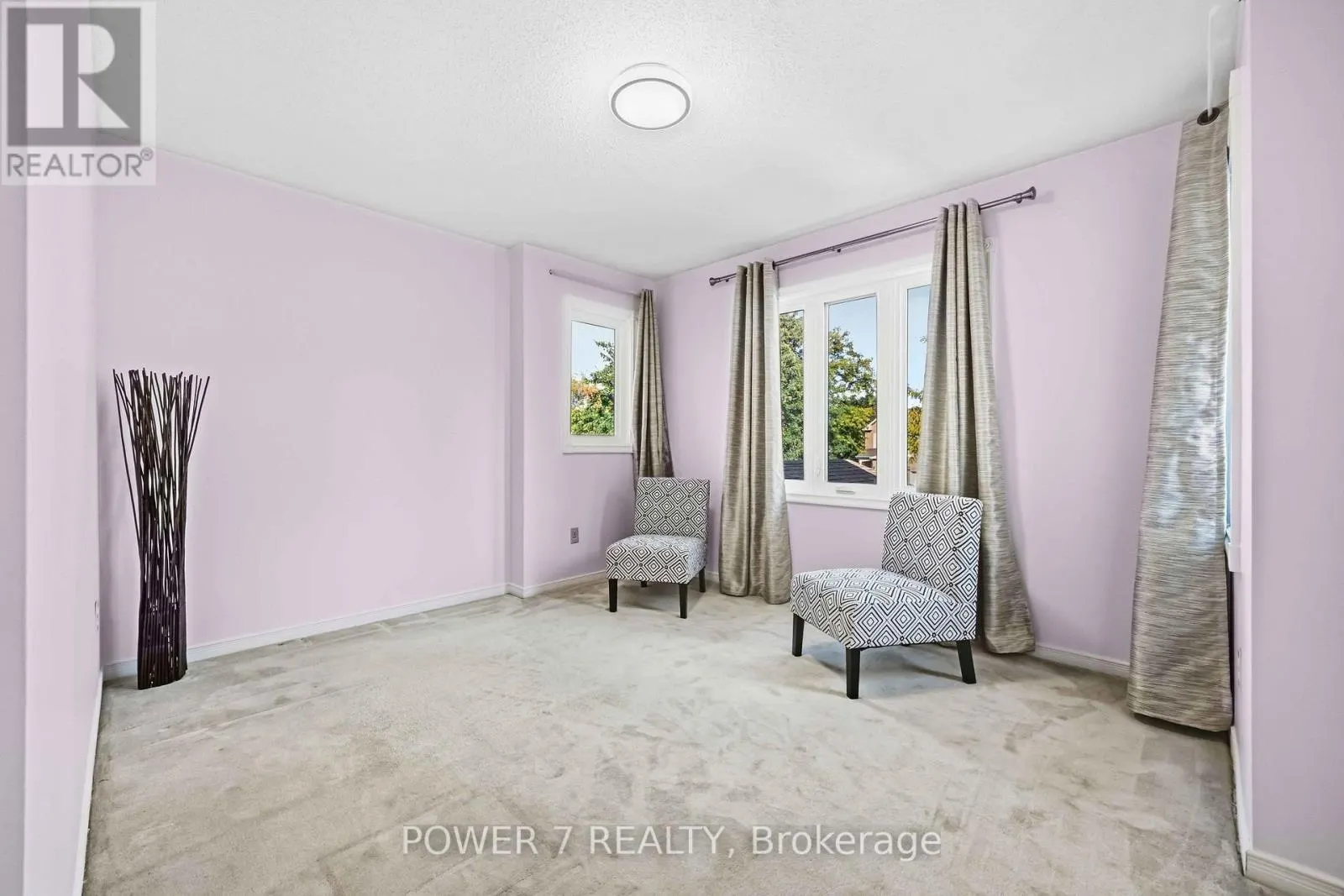 98 SULLIVAN DRIVE