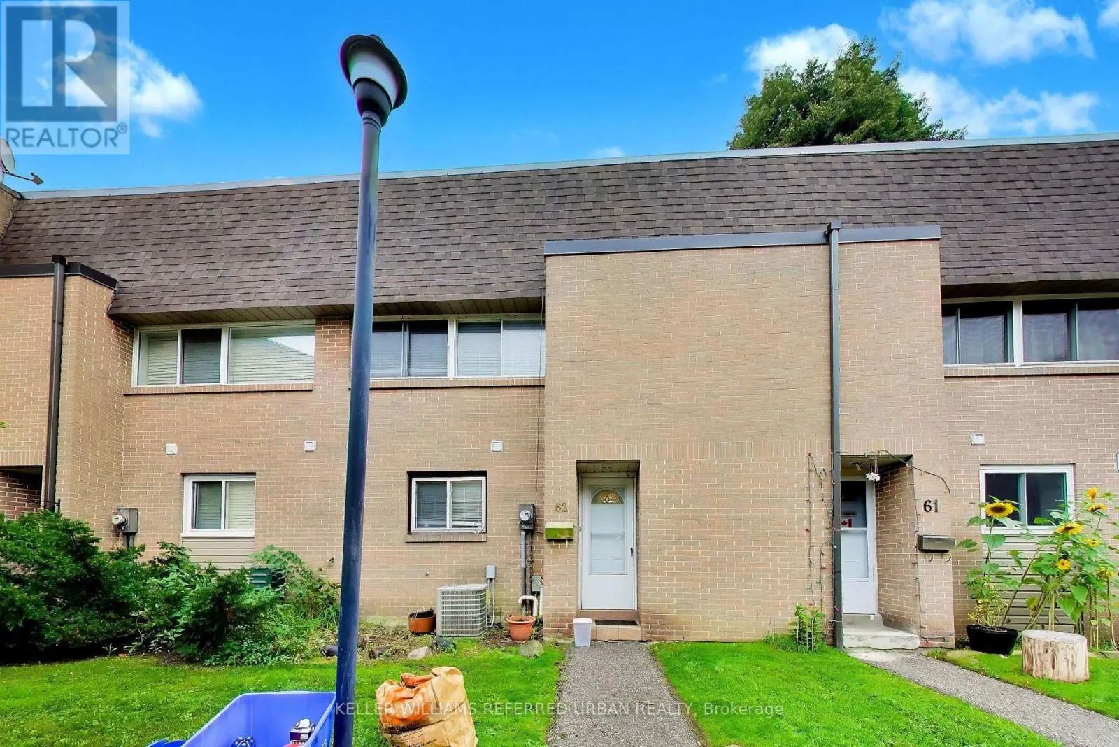 62 - 1235 RADOM STREET