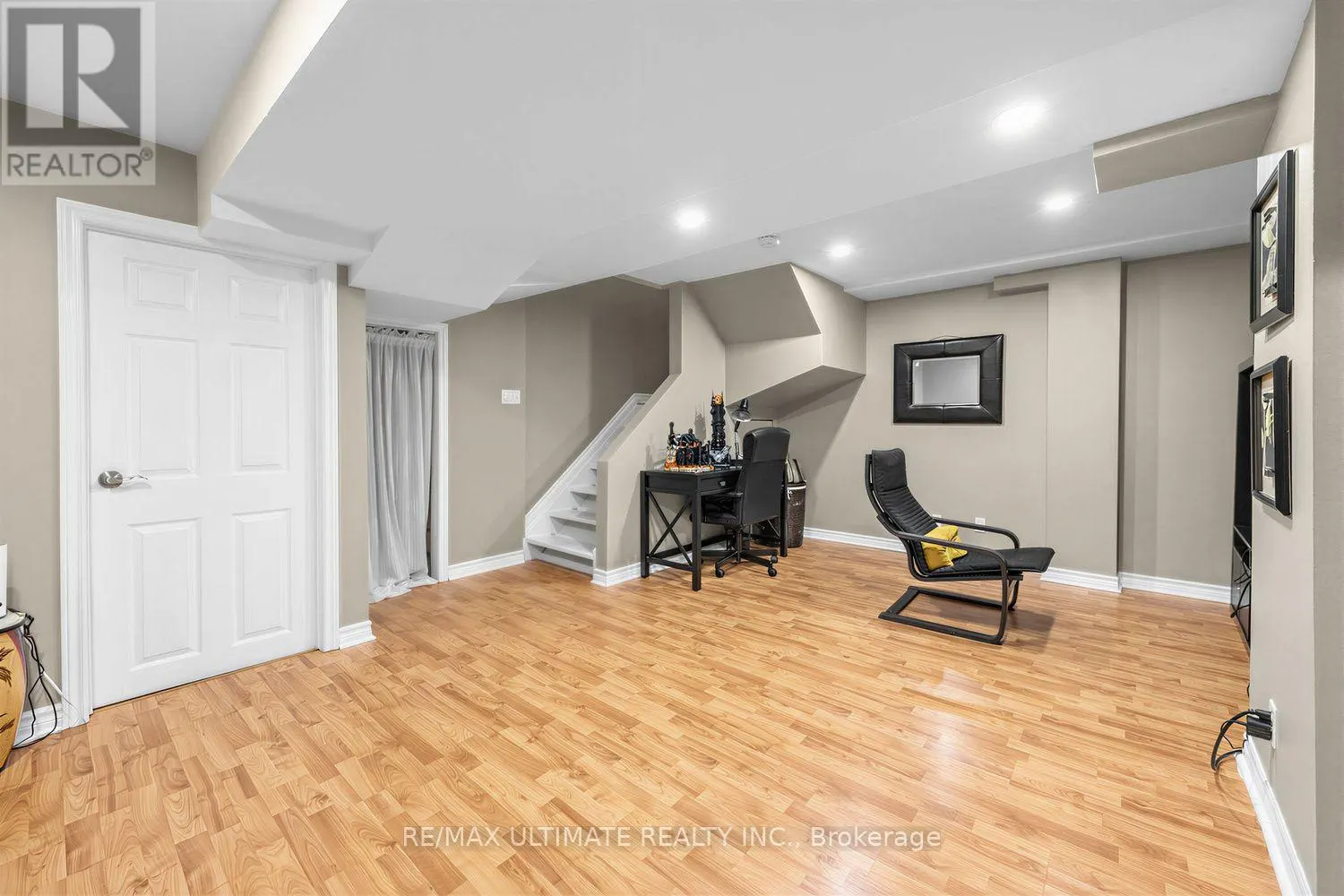 42 LANDERVILLE LANE