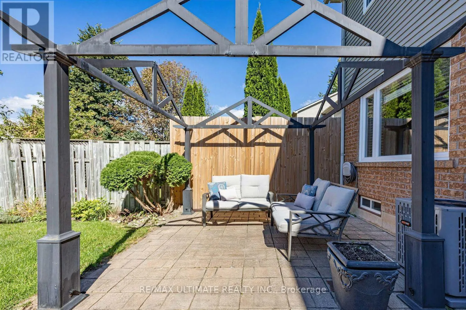 42 LANDERVILLE LANE
