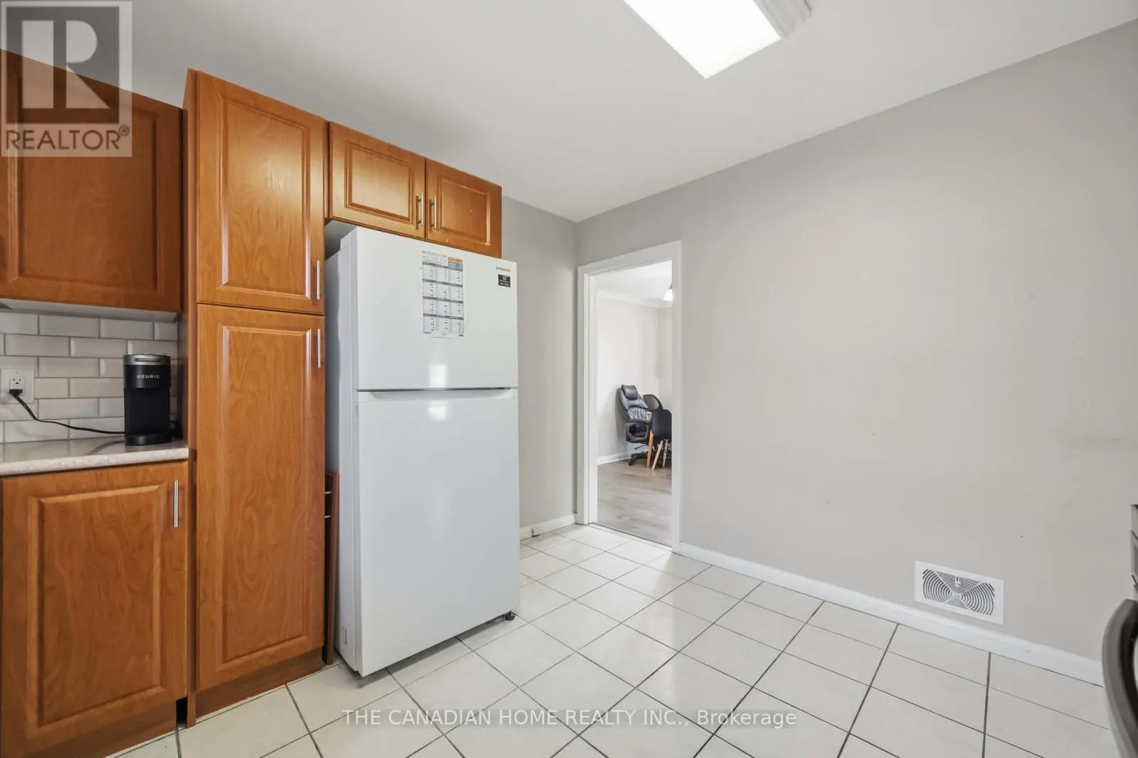 1373 PHARMACY AVENUE
