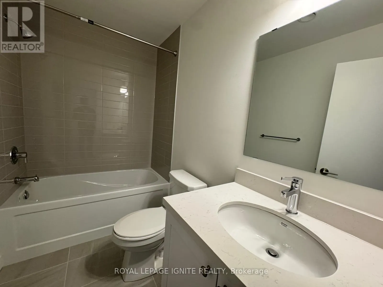 110 - 51 CLARINGTON BOULEVARD
