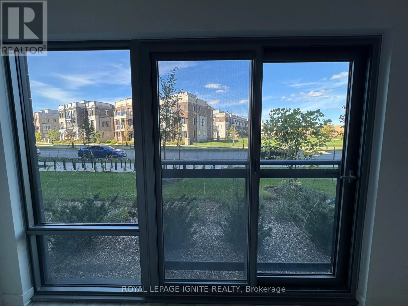 110 - 51 CLARINGTON BOULEVARD