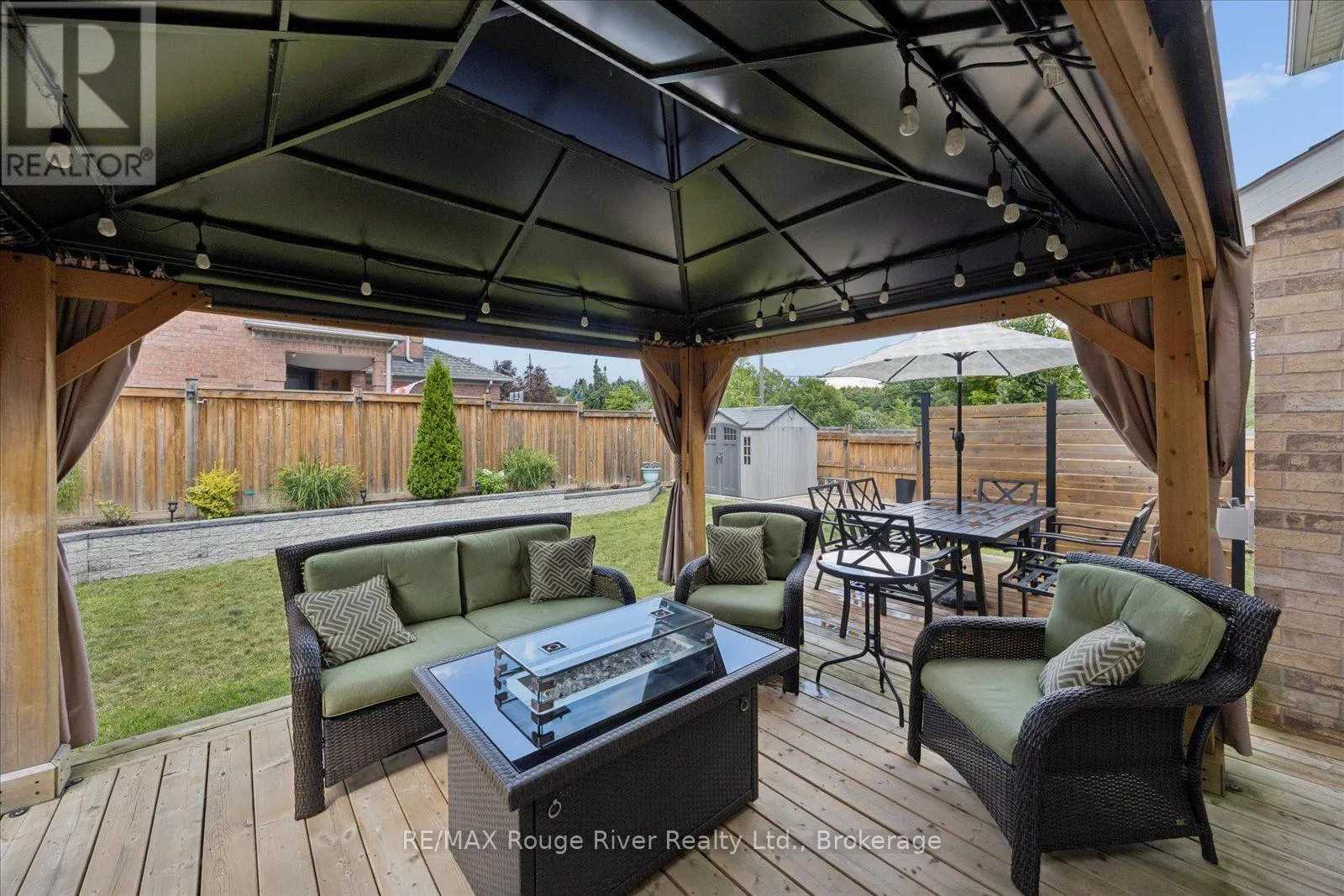 10 WINDBREAK CRESCENT