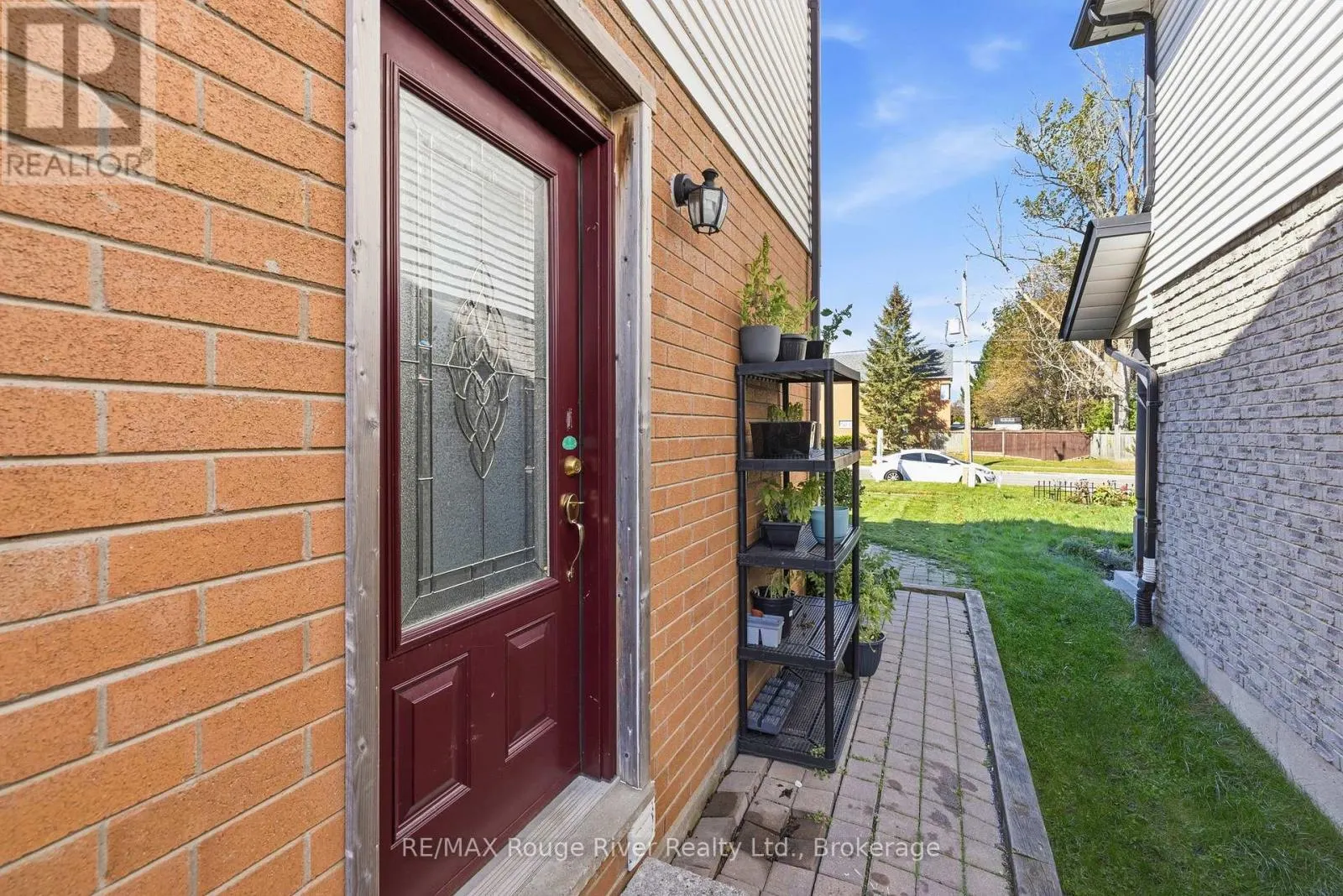 95 B CONCESSION STREET E